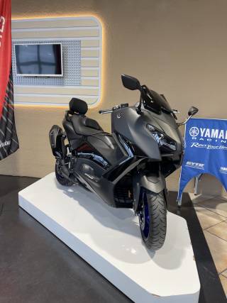 YAMAHA XP T-MAX 560 - 2025