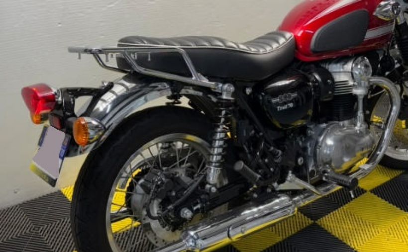 KAWASAKI W 800 10
