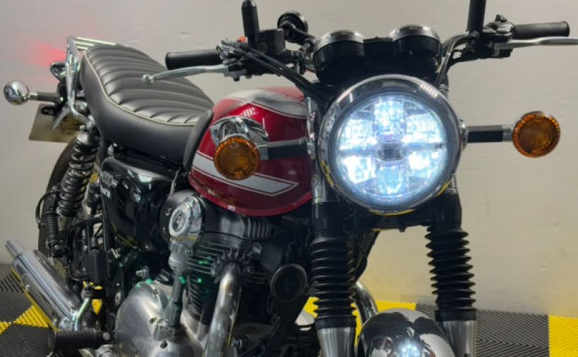 KAWASAKI W 800 13