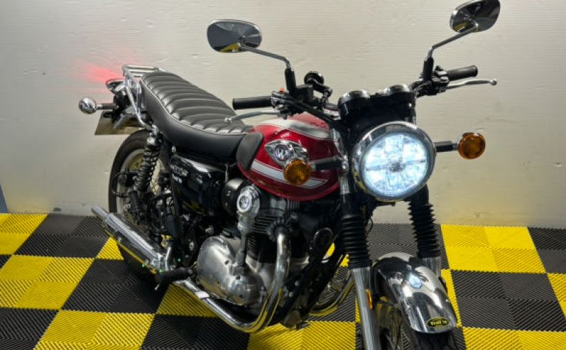 KAWASAKI W 800 15
