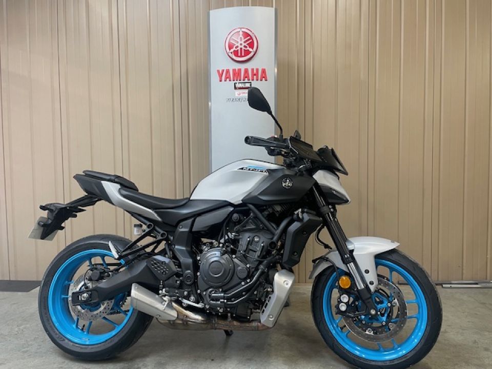 YAMAHA MT-07 (47.5CV) 1