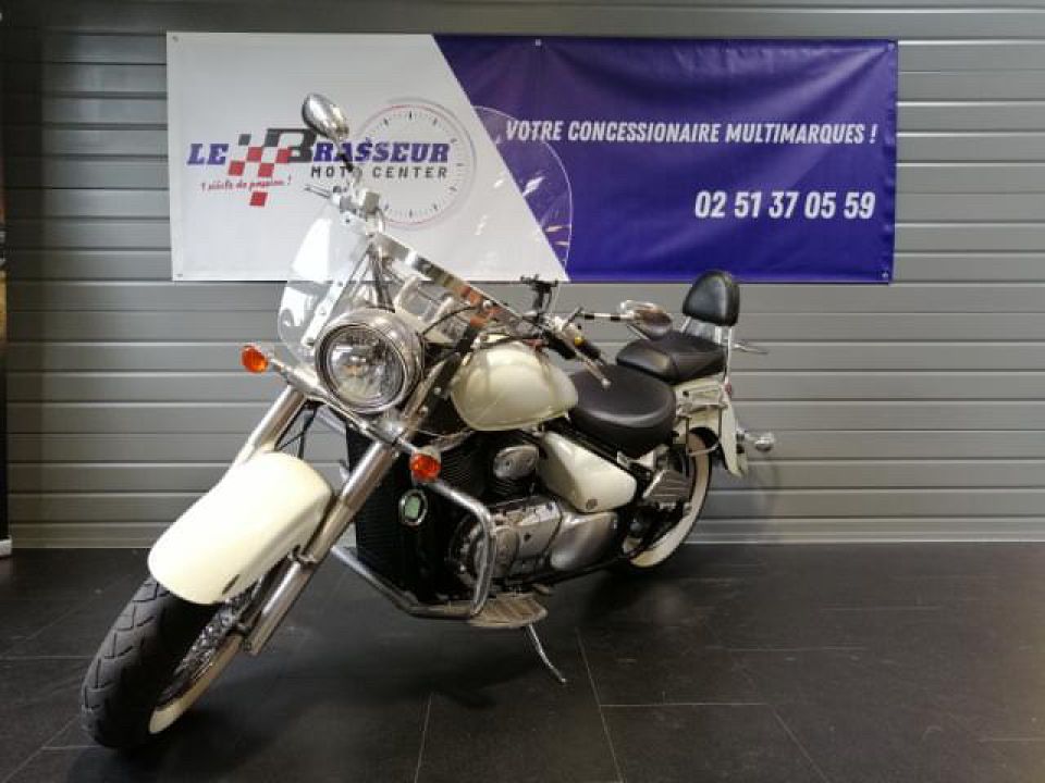 SUZUKI VL 800 INTRUDER 18