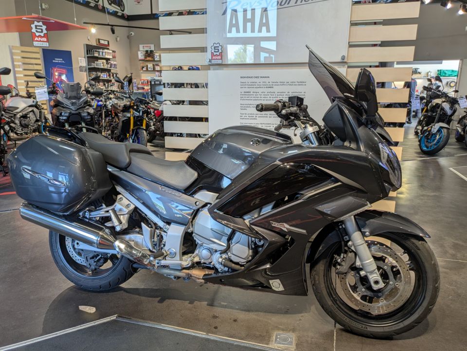 YAMAHA FJR 1300 ABS 1
