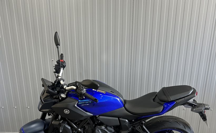 YAMAHA MT-07 Y-AMT 9