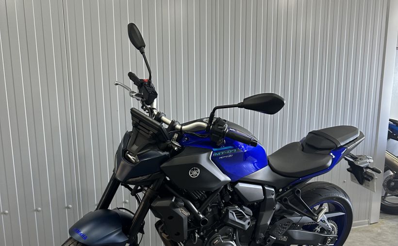 YAMAHA MT-07 Y-AMT 12