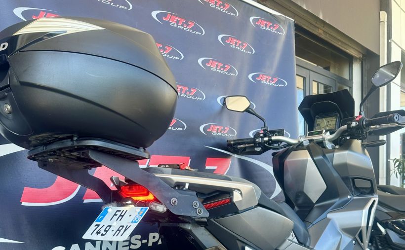 HONDA X-ADV 4