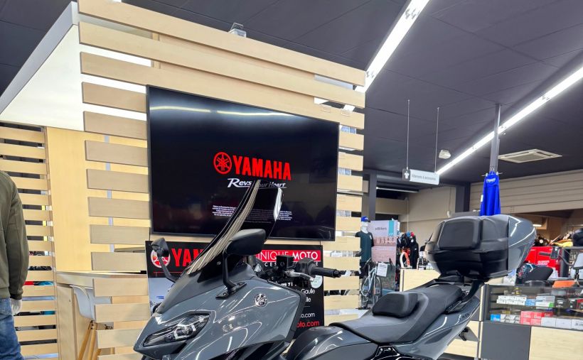 YAMAHA XP T-MAX 560 TECH MAX 1