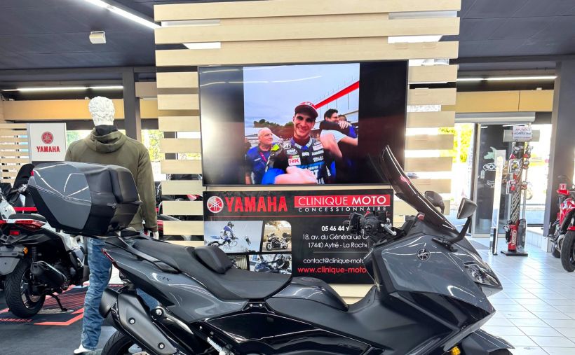 YAMAHA XP T-MAX 560 TECH MAX 2