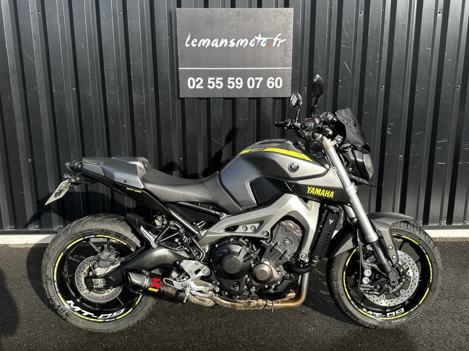 YAMAHA MT-09 0