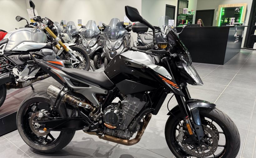 KTM 790 DUKE 1