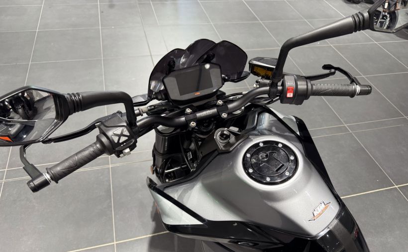 KTM 790 DUKE 2