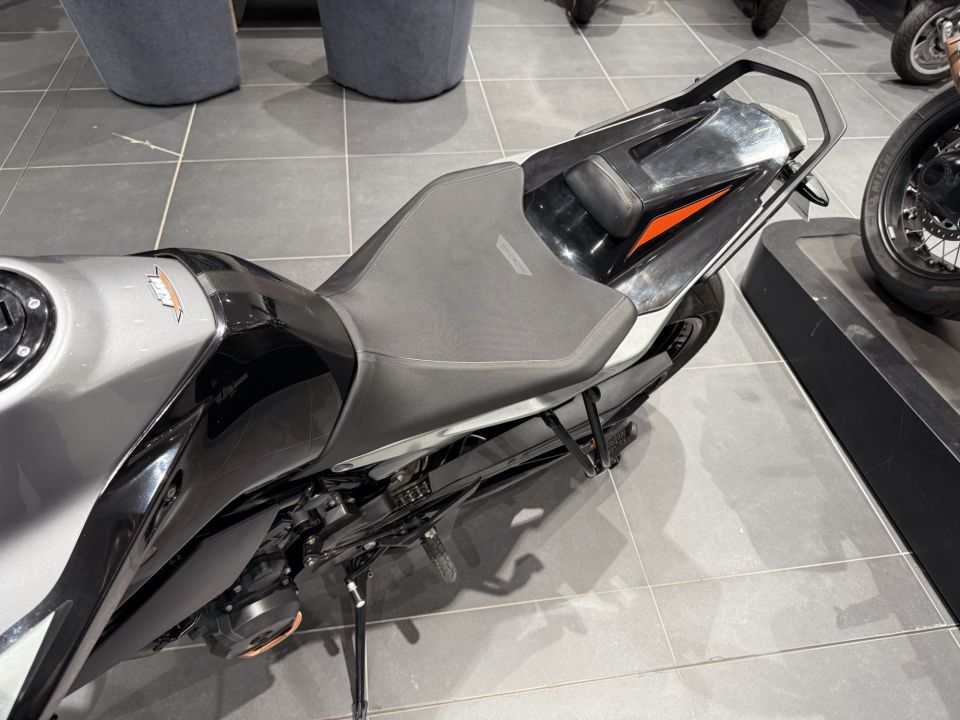 KTM 790 DUKE 15