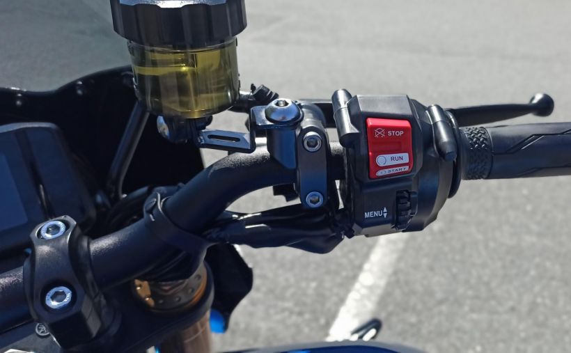 YAMAHA XSR 900 3