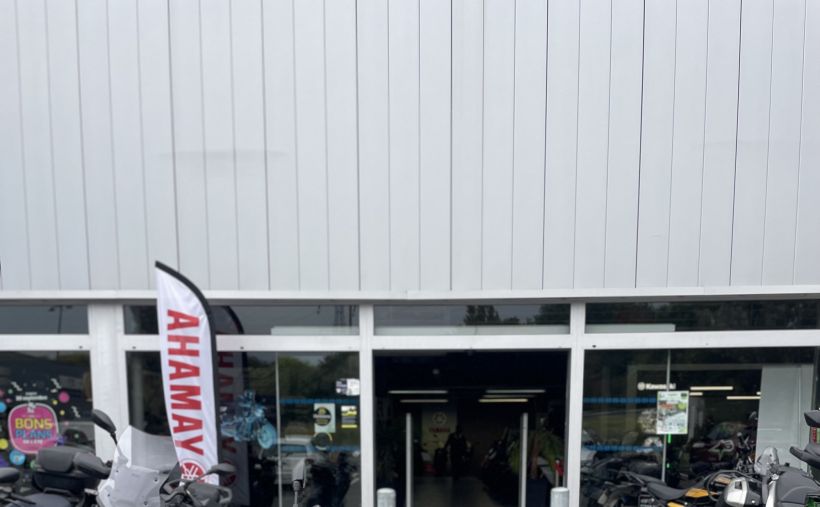 YAMAHA MT-07 6