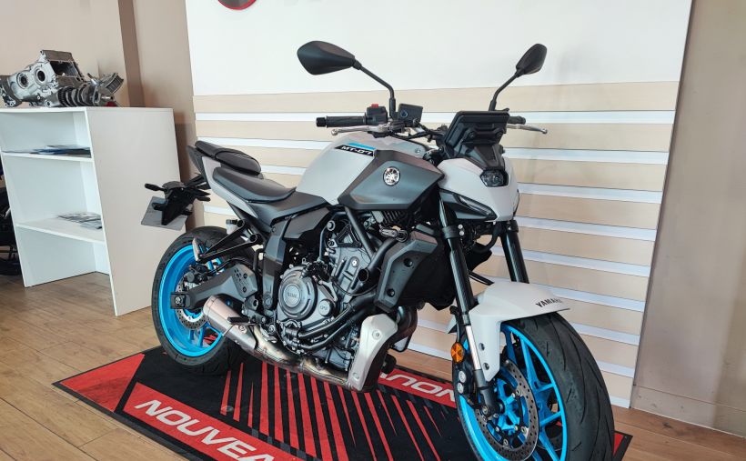 YAMAHA MT-07 (47.5CV) 1