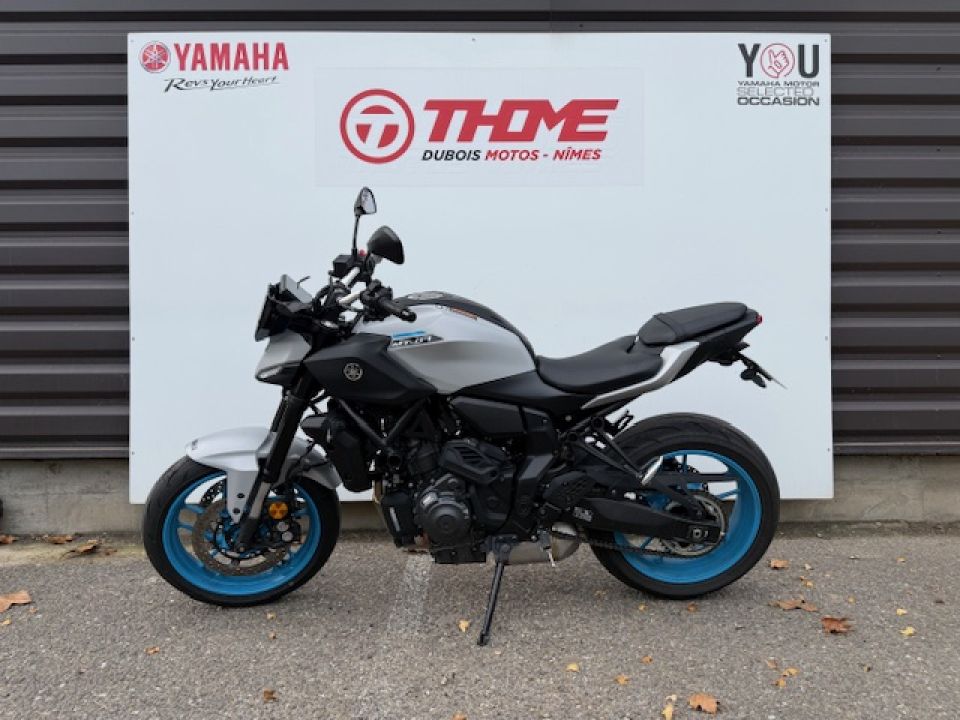 YAMAHA MT-07 Y-AMT (47,5CV) 5