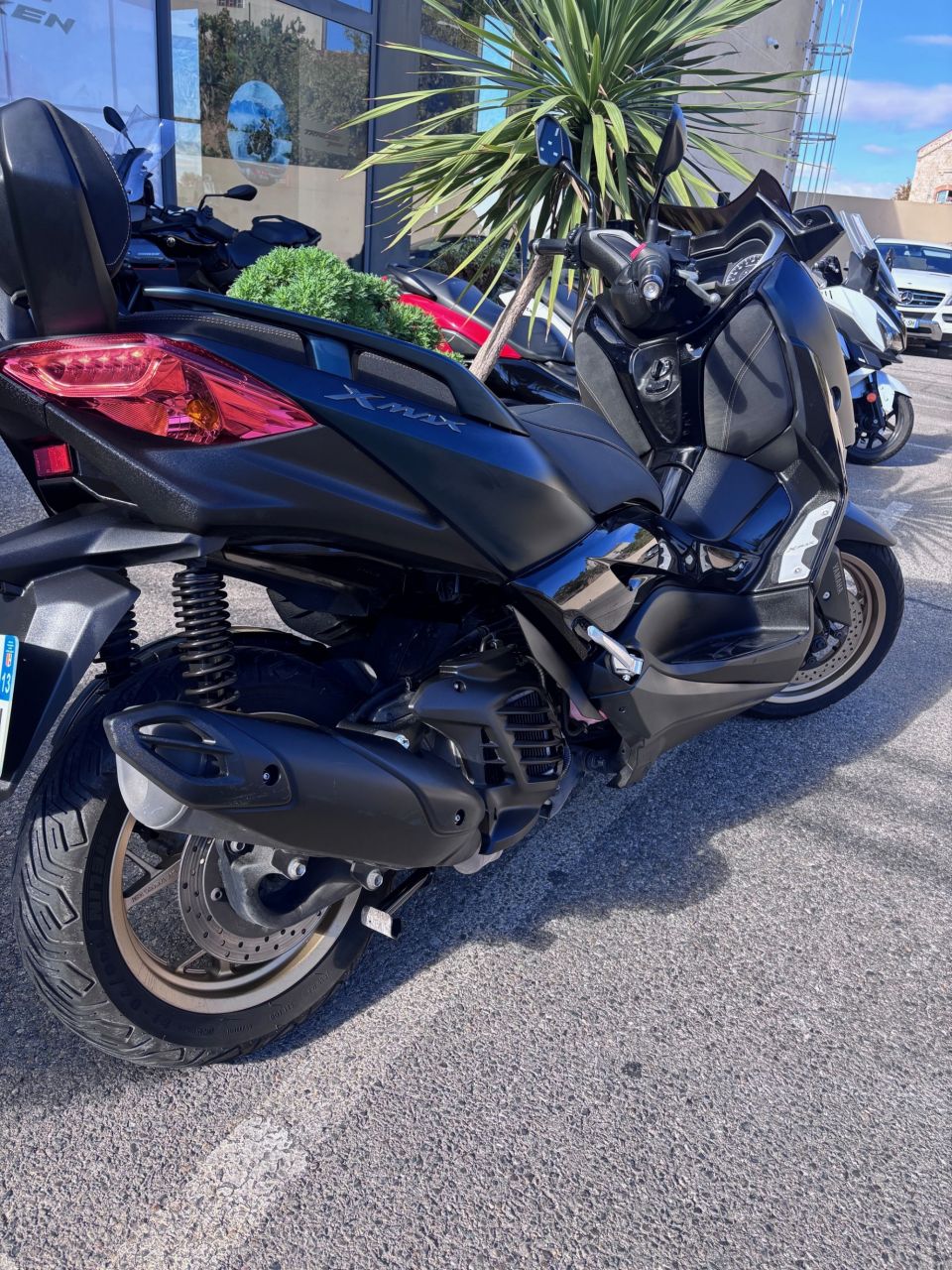 YAMAHA X-MAX 125 TECH MAX 1