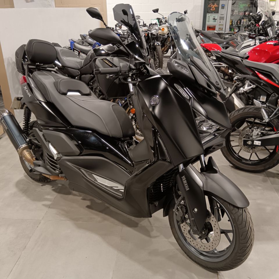 YAMAHA XMAX 125 TECH MAX 0