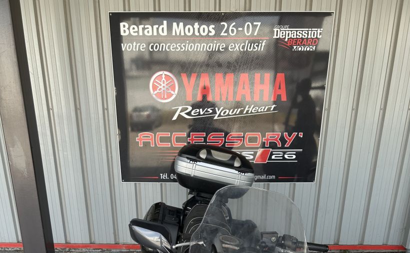 YAMAHA FJR 1300 2