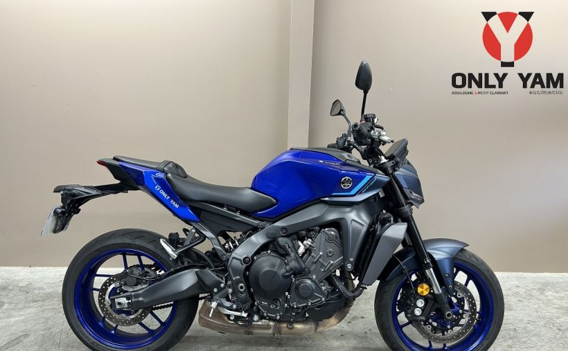 YAMAHA MT-09 Y-AMT 0