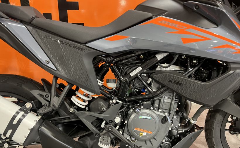 KTM 390 ADVENTURE 4