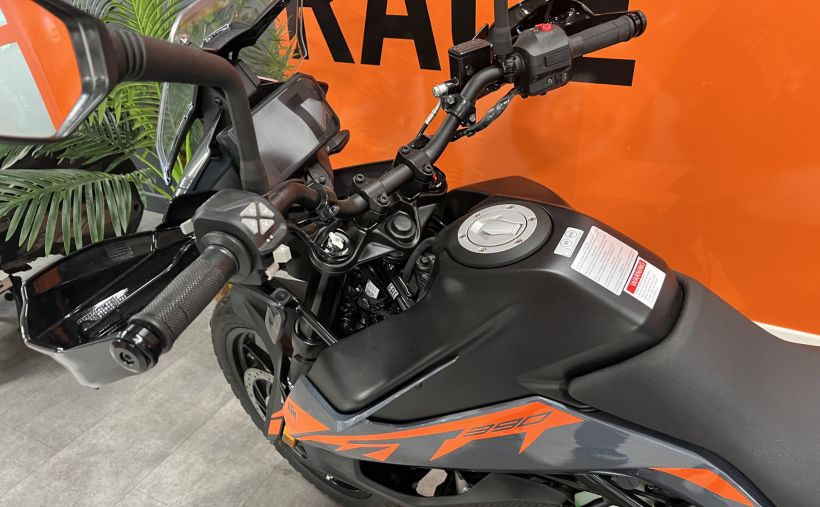 KTM 390 ADVENTURE 12