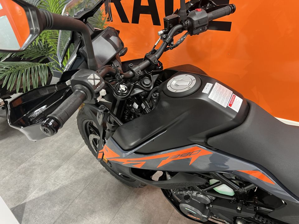 KTM 390 ADVENTURE 48