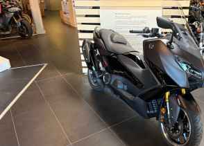 YAMAHA XP T-MAX 560 TECH MAX - 2025