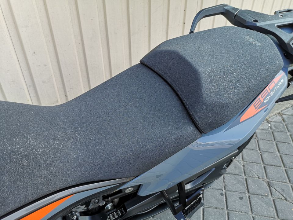 KTM 890 ADVENTURE 32