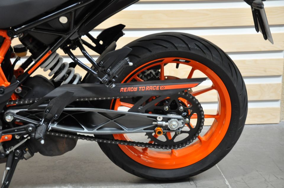 KTM 390 DUKE ABS 11