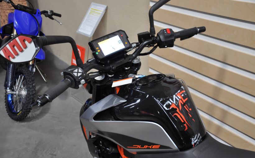KTM 390 DUKE ABS 16