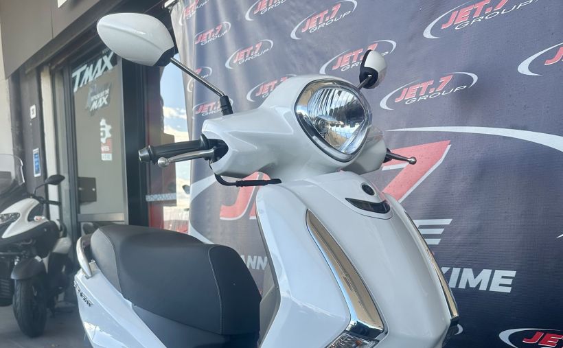 YAMAHA D'ELIGHT 1