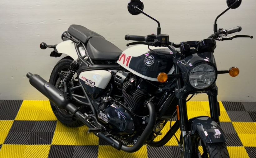 ROYAL ENFIELD SHOTGUN 650 11