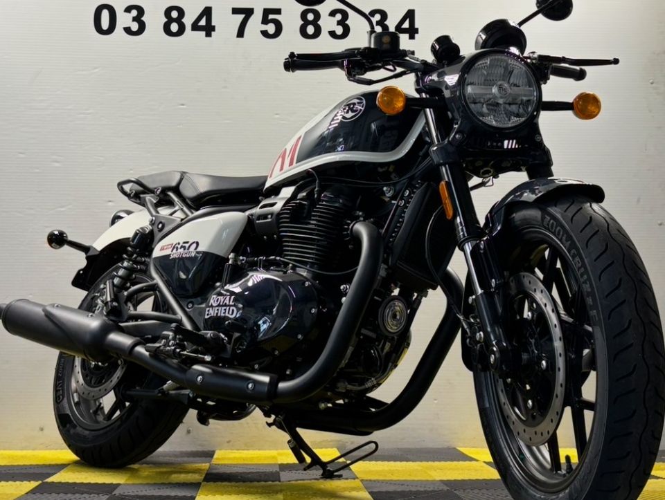 ROYAL ENFIELD SHOTGUN 650 36