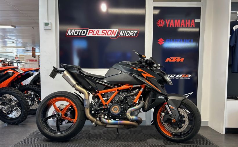 KTM 1390 SUPER DUKE R 1