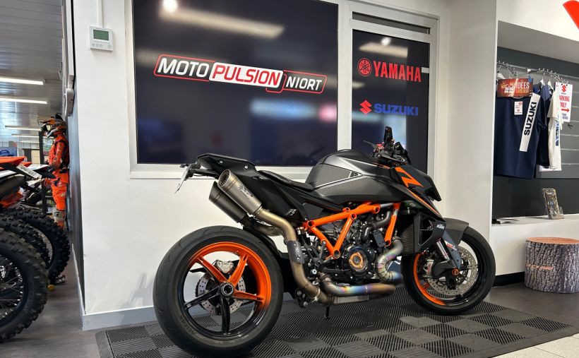 KTM 1390 SUPER DUKE R 2