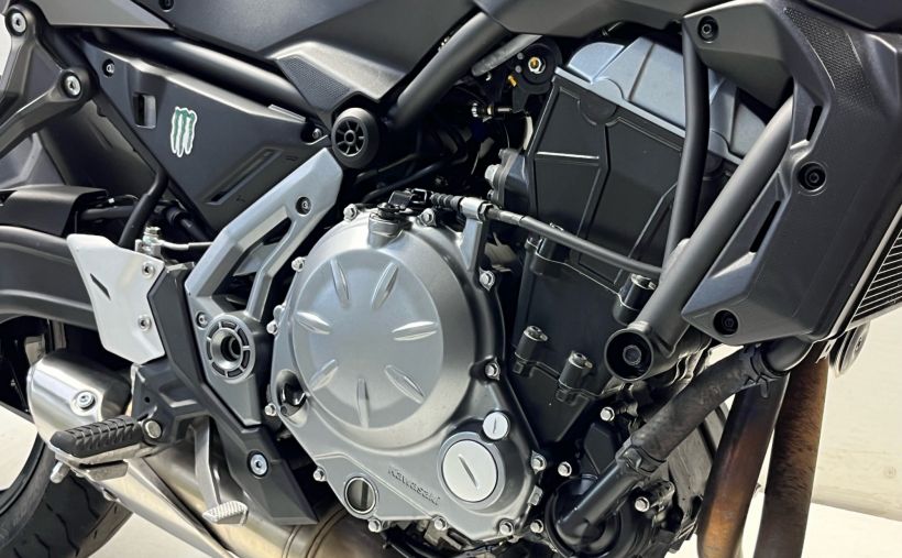 KAWASAKI Z 650 9