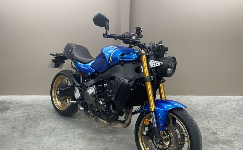 YAMAHA XSR 900 ABS 1