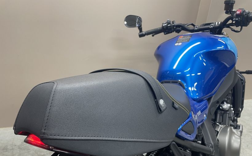 YAMAHA XSR 900 ABS 5