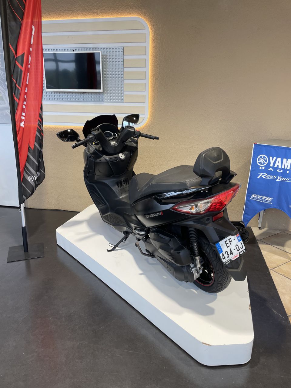 SYM GTS 125 SPORT 1