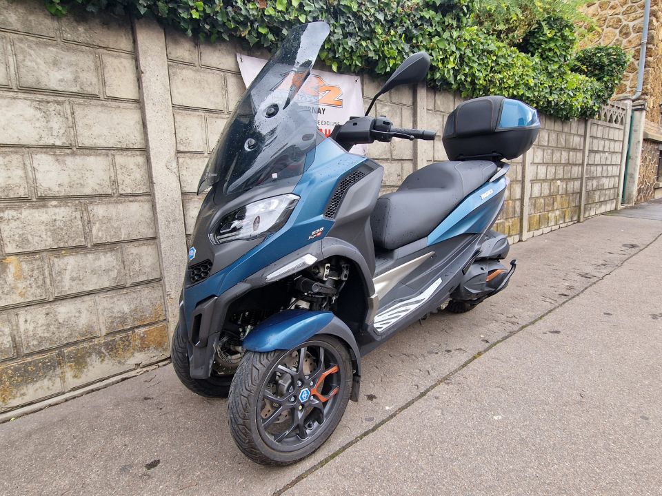 PIAGGIO MP3 530 HPE EXCLUSIVE 4