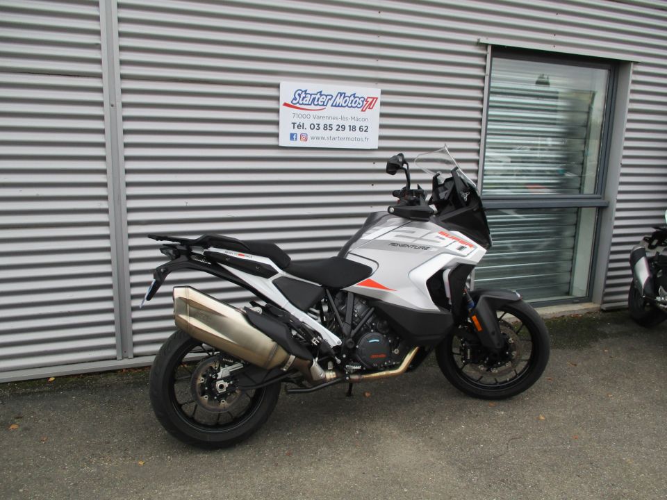 KTM 1290 SUPER ADVENTURE S 3