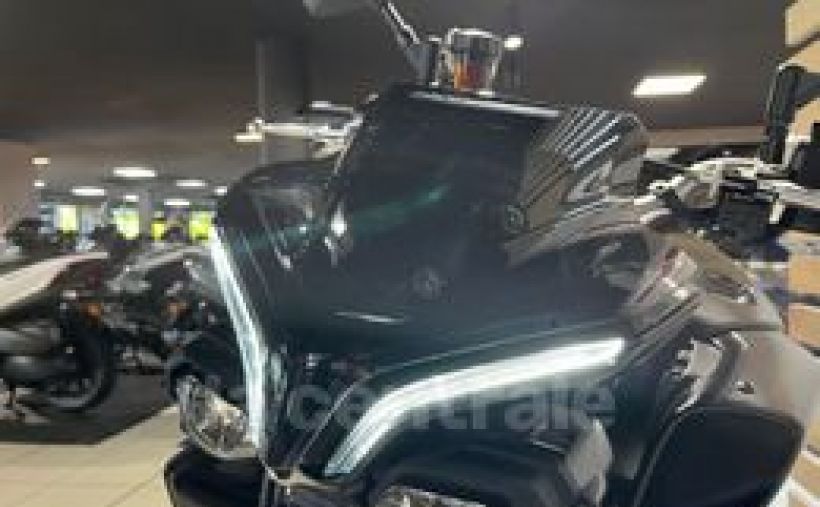 YAMAHA MT-10 6