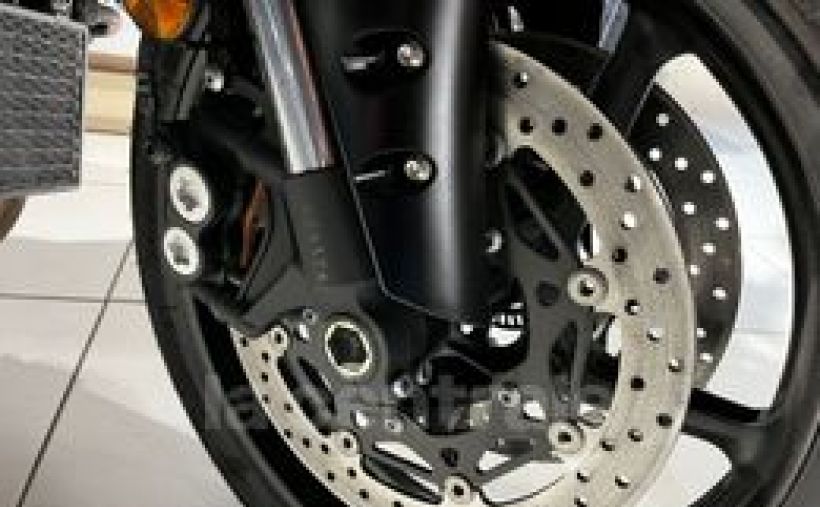 YAMAHA MT-10 18