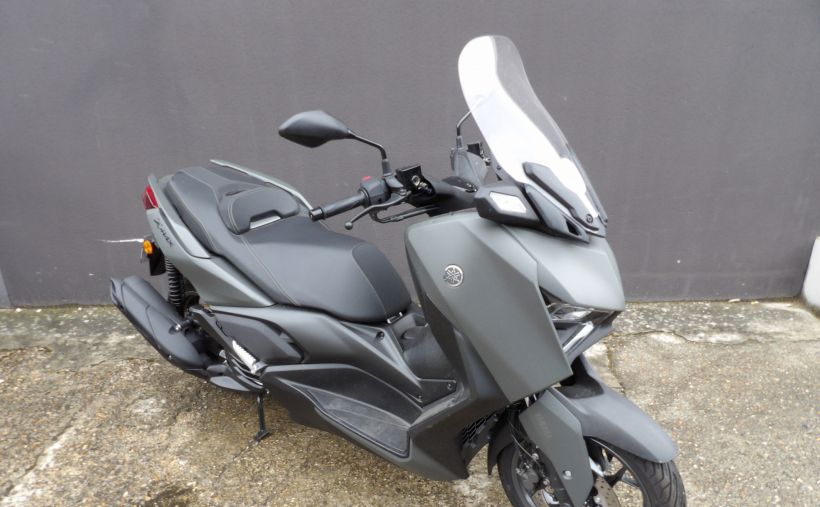 YAMAHA XMAX 125 0