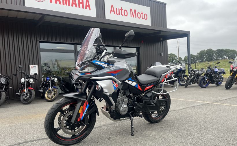 CF MOTO 800 MT 2