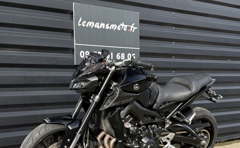 YAMAHA MT-09 15