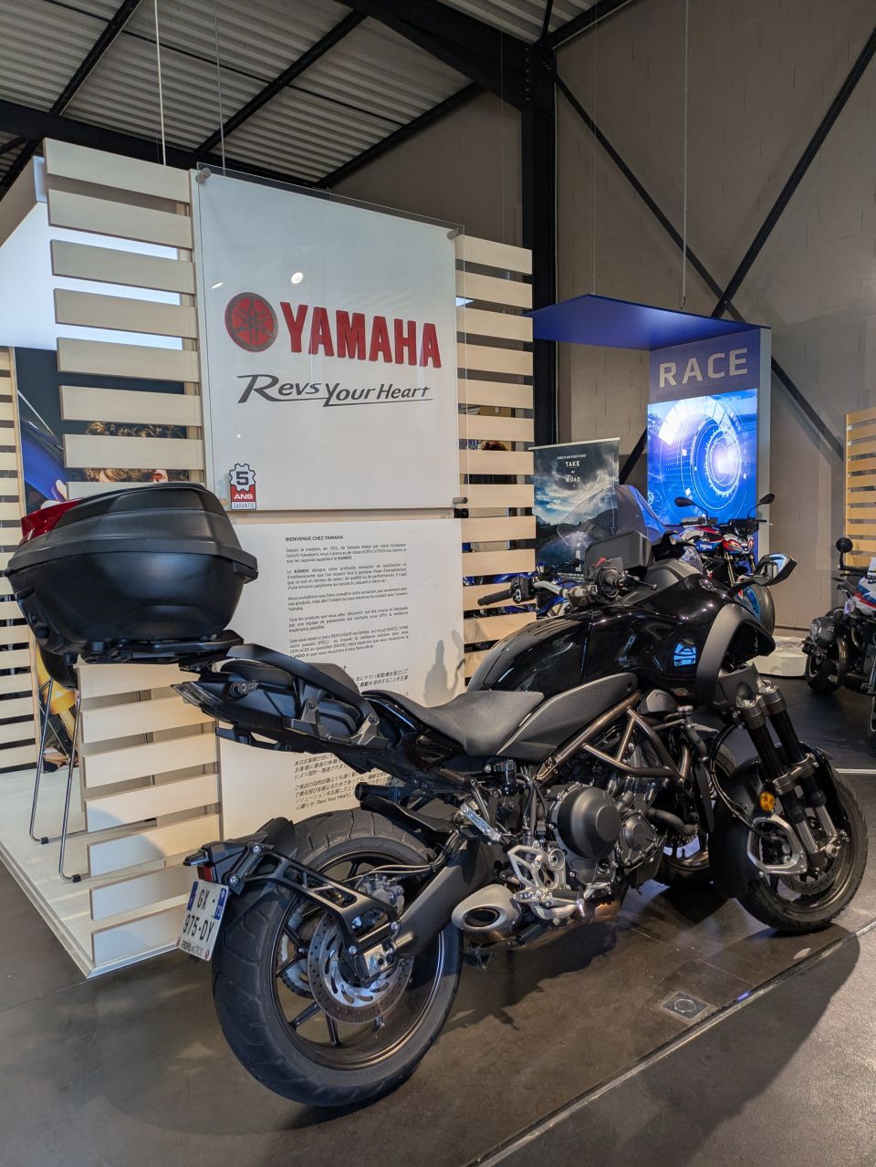 YAMAHA NIKEN 850 GT 2