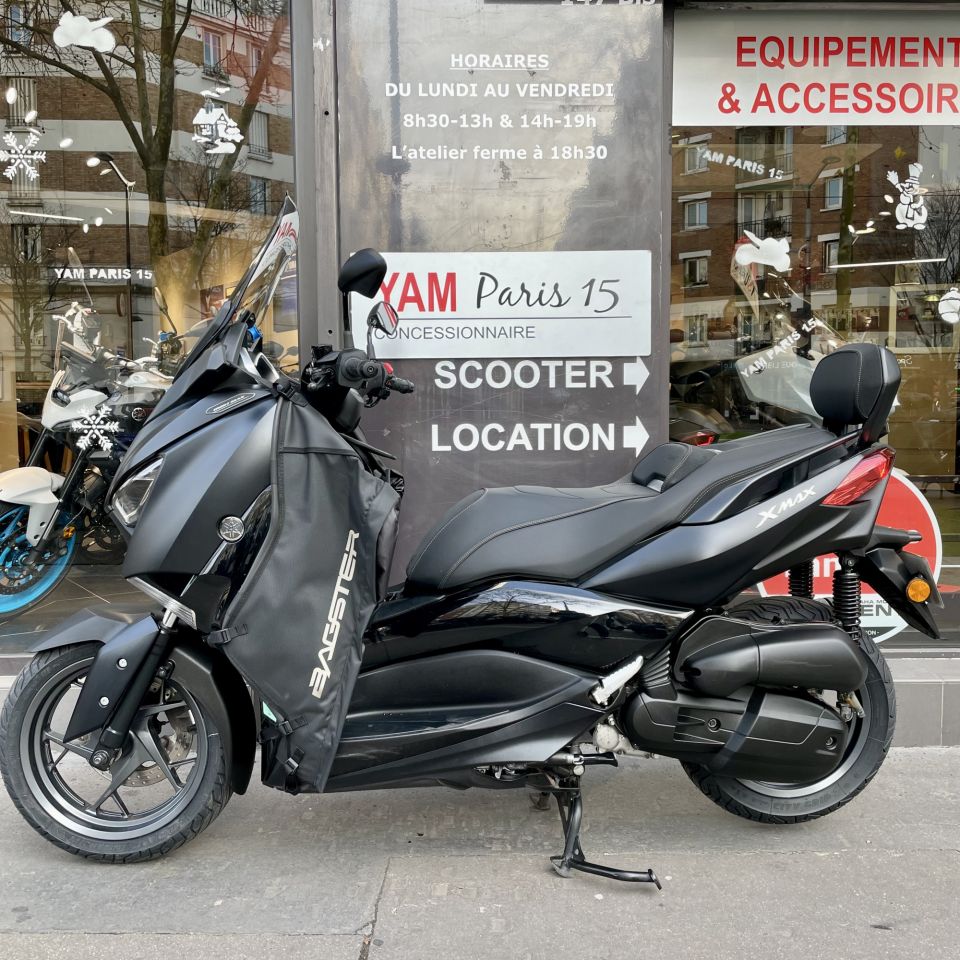 YAMAHA XMAX 125 3