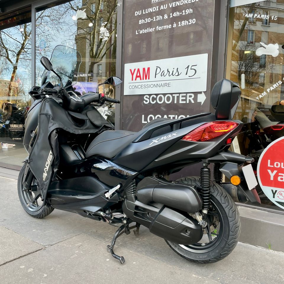 YAMAHA XMAX 125 5